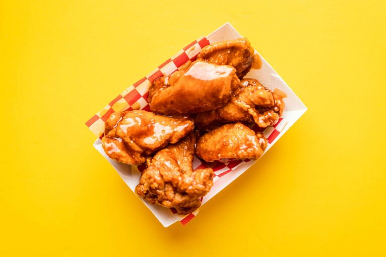 El Pollo Frito en Venezuela: Más que una comida rápida, una tradición de domingo